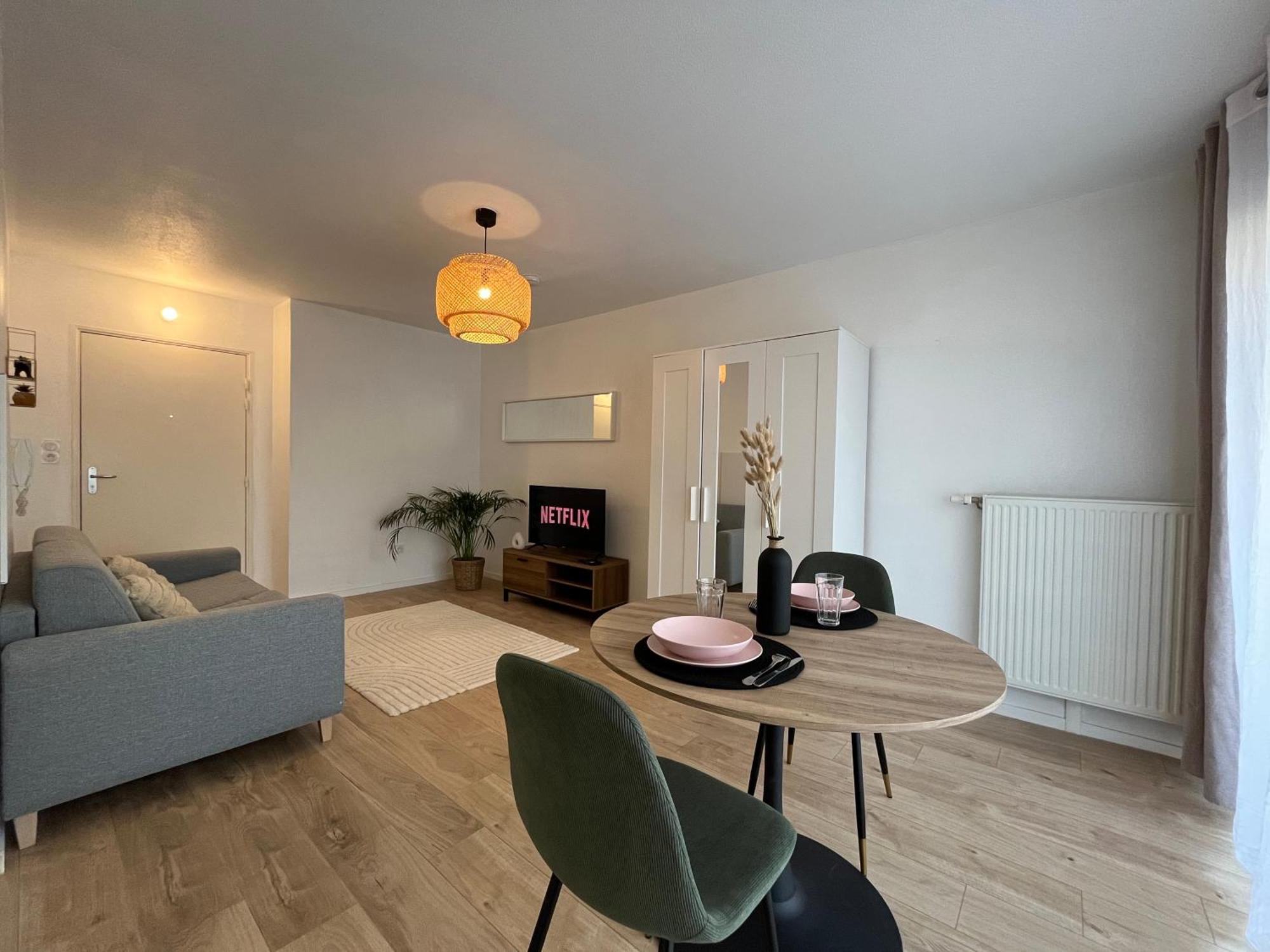Ferienwohnung Petit Cocon Paisible Le Mans Exterior foto
